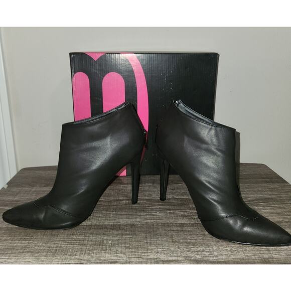 Michael Antonio Black Leather High Heel Boots - Size 8 - Picture 7 of 14